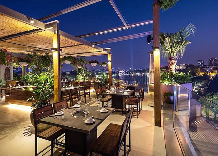 Cách trang trí quán nhậu thoáng mát